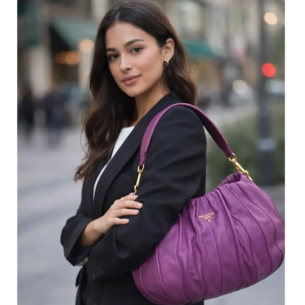 Prada Purple Leather Pleated Shoulder Bag Gold Hardware Slouchy‎ Hobo Purse Luxe
